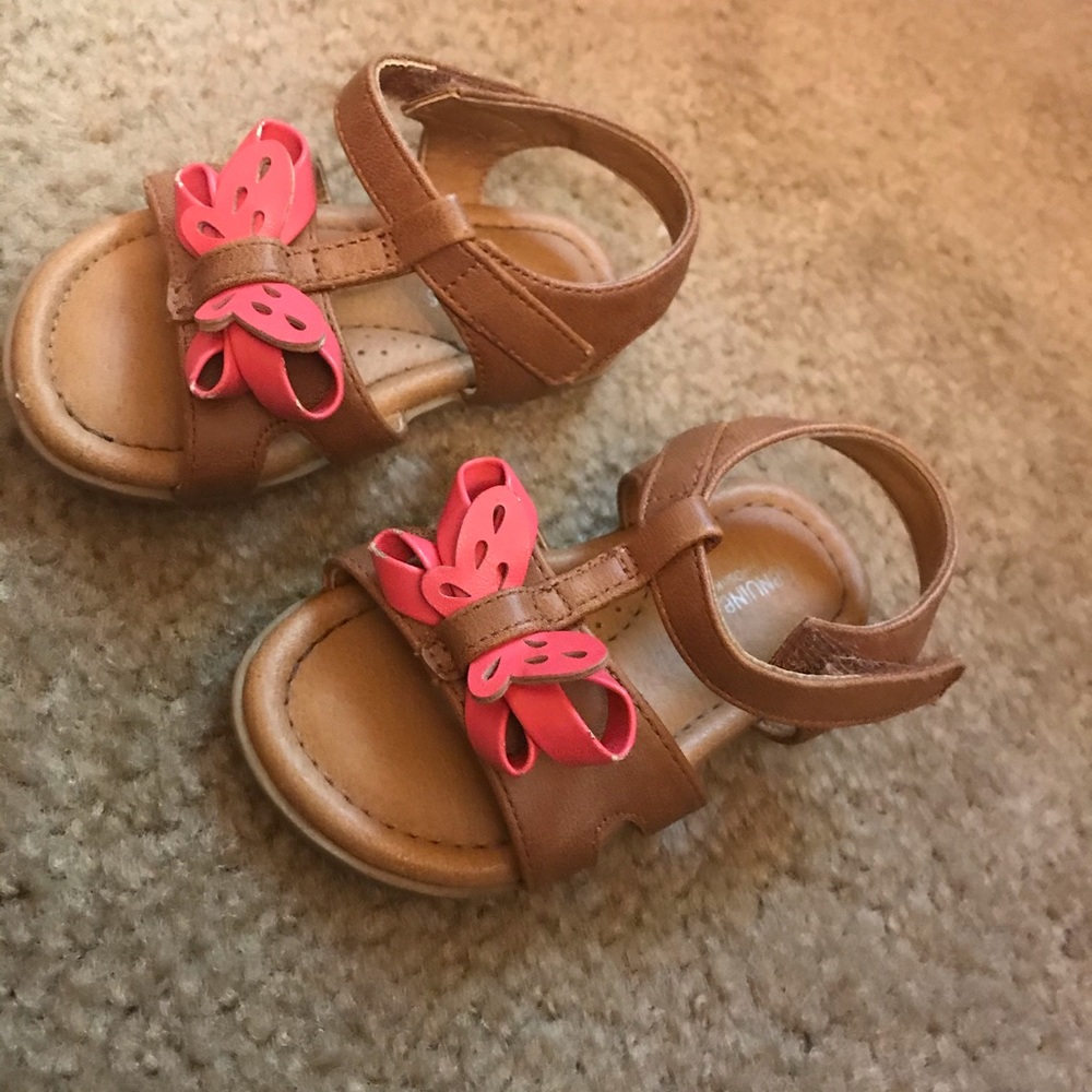 Sandals for baby girls
